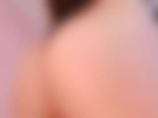 Live cam show with Mia Collins - Tittyfuck on liverealitysex.com