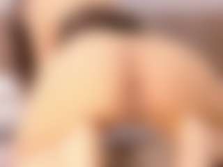Mia Collins's Live Sex Cam Show