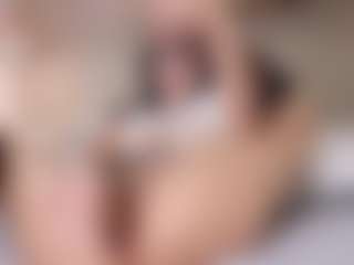 Mia Collins's Live Sex Cam Show