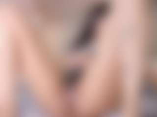 Mia Collins's Live Sex Cam Show