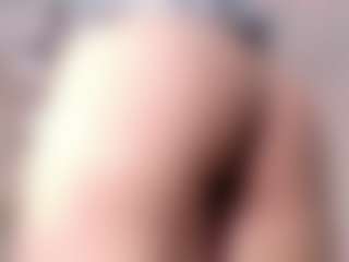 Mia Collins's Live Sex Cam Show