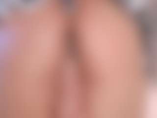 Mia Collins's Live Sex Cam Show