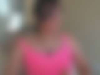 Live cam show with PepinaHot - Athletic on liverealitysex.com