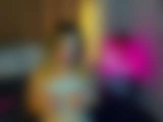 Live cam show with Stacey - Public on Soda Cam