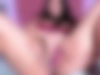 Live cam show with Tulipxo - Middle Aged on Camsoda