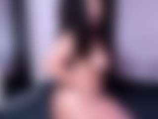 Live cam show with Tulipxo - Middle Aged on Fapmatic.com