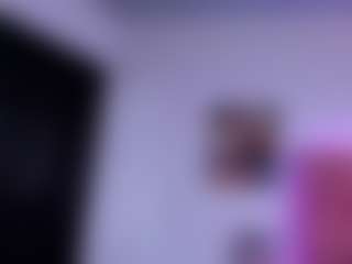 Live cam show with Tulipxo - Middle Aged on Camsoda