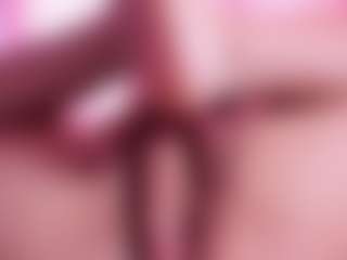 Live cam show with Tulipxo - Mature on Camsoda