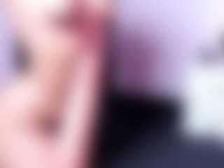 Live cam show with Tulipxo - College Mature on Gym Cam Girls