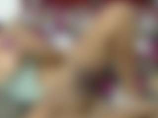Live cam show with aitana-smith - Body Massage on Camsoda