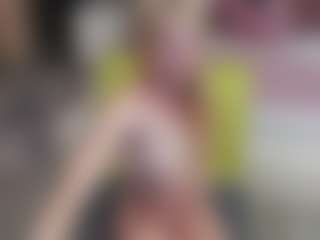 AliceWiss's Live Sex Cam Show