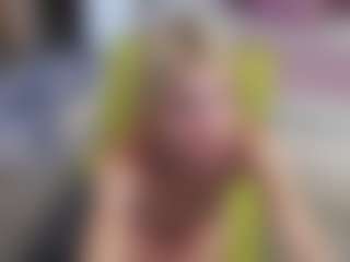 AliceWiss's Live Sex Cam Show