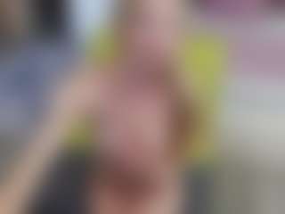 Live cam show with AliceWiss - Spank on crypto-cams