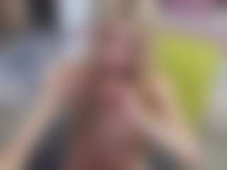 Live cam show with AliceWiss - Smoking on nudelive.tv