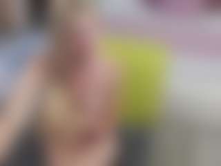 Live cam show with AliceWiss - Blonde Hair on Camsoda