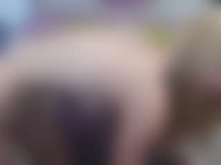 Live cam show with AliceWiss - Lush Toys on Camsoda