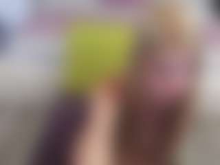 AliceWiss's Live Sex Cam Show