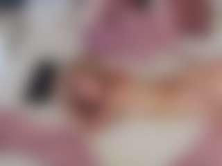 AliceWiss's Live Sex Cam Show