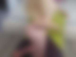 AliceWiss's Live Sex Cam Show