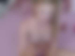 Live cam show with AliceWiss - Cowgirl on Camsoda