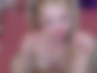 Live-camshow met AliceWiss - Cute op Camsoda
