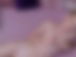 Live cam show with AliceWiss - Sexwebcam Blonde Hair on CamwithHer