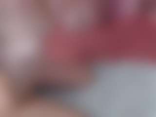 Live cam show with AliceWiss - Blonde Hair HD on Cam Slut