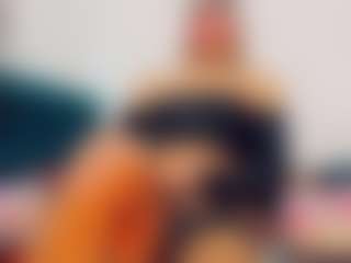 amanda-cax's Live Sex Cam Show