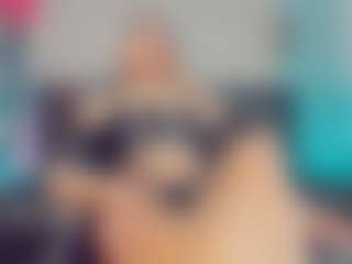 amanda-cax's Live Sex Cam Show