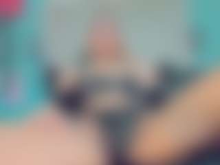 amanda-cax's Live Sex Cam Show