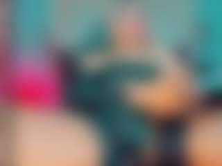 amanda-cax's Live Sex Cam Show
