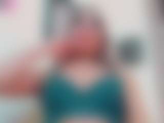 Live cam show with amanda-cax - Living Room on Soda Cam