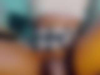 amanda-cax's Live Sex Cam Show