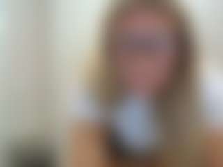 amorous-sunflower's Live Sex Cam Show