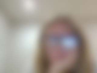 amorous-sunflower's Live Sex Cam Show