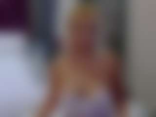 Live cam show with BriannaSpiceX - Mature on Camiplay Live