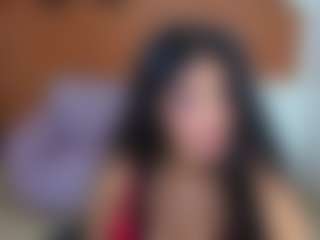 Live cam show with Emily-Smith-T - Public on Cam Slut
