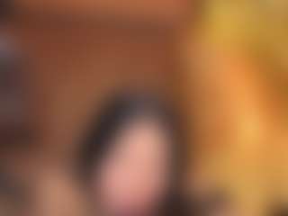 Live cam show with Emily-Smith-T - Facial on TeamSkeetLive