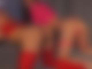 Live cam show with LeeannVides - Body Massage on Big Tits