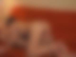 Spettacolo in cam dal vivo con LeeannVides - Erotic Dance su Camsoda
