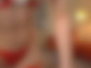 Live cam show with LeeannVides - Striptease on Dare Cams