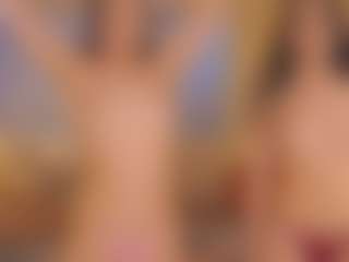 Live cam show with LeeannVides - Skinny on Camiplay Live
