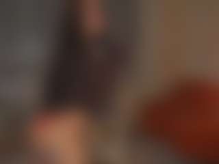Live cam show with LeeannVides - Erotic Dance on Gym Cam Girls