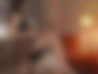 Live cam show with LeeannVides - Shaved Pussy on Dare Cams