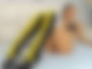 Live cam show with naia-cox - Yoga Young Adult on Dare Cams