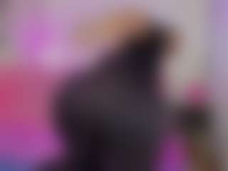 Live cam show with Nyra-queen - Smoking on CSO-WL
