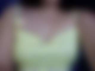 Live cam show with QuestQueen - Role Play on AdultVida.com
