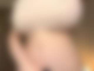 RavenPiszczatowski's Live Sex Cam Show