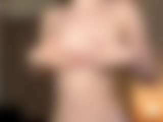 RavenPiszczatowski's Live Sex Cam Show