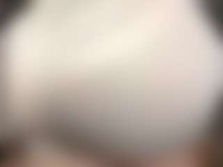 Live cam show with RavenPiszczatowski - Colombia on Milfs Live